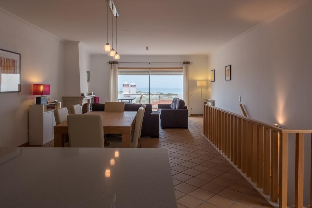 Maravilhoso T2 Vila Da Praia Amoreira  Exterior photo